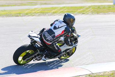 media/Jan-20-2023-Fastrack Riders (Fri) [[f2ad32aba3]]/Level 1/session 3 turn 9/